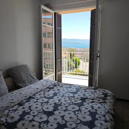Apartment F2 Entree De La Vue